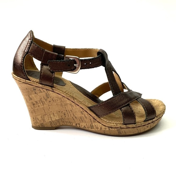 b.o.c. Shoes - Bronze strappy leather wedge sandals